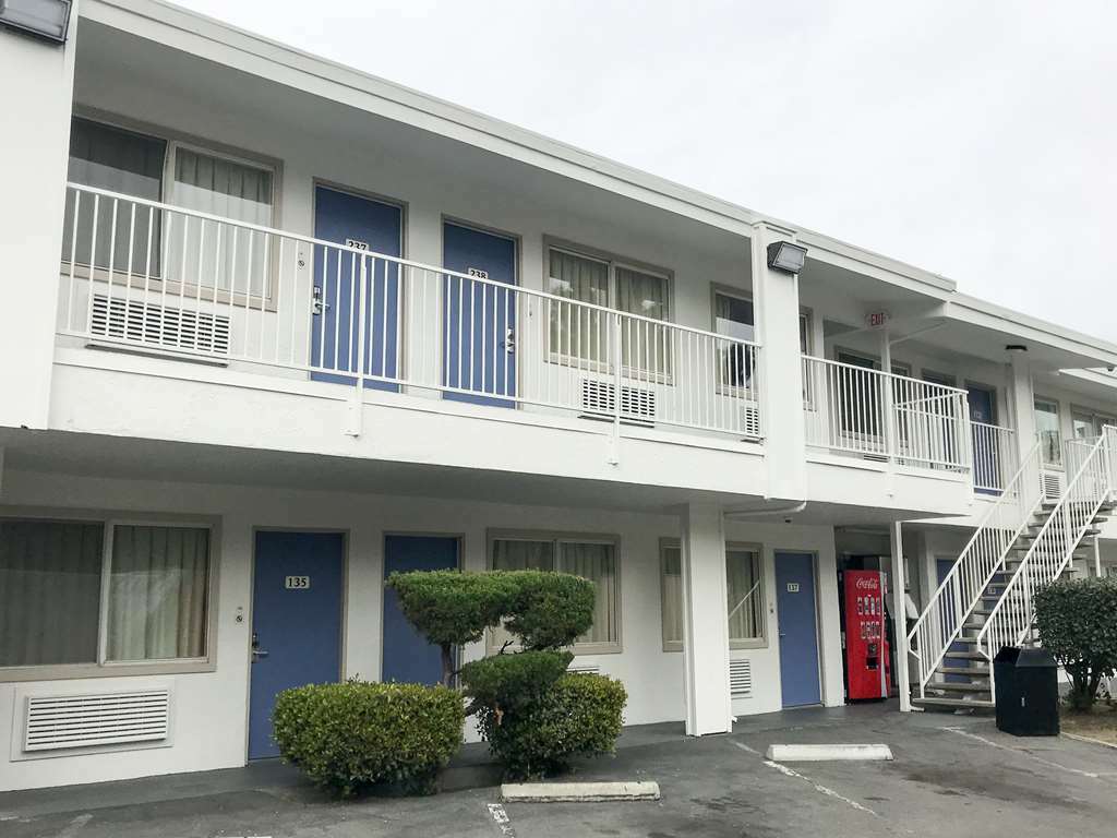 Motel 6-Concord, Ca Экстерьер фото